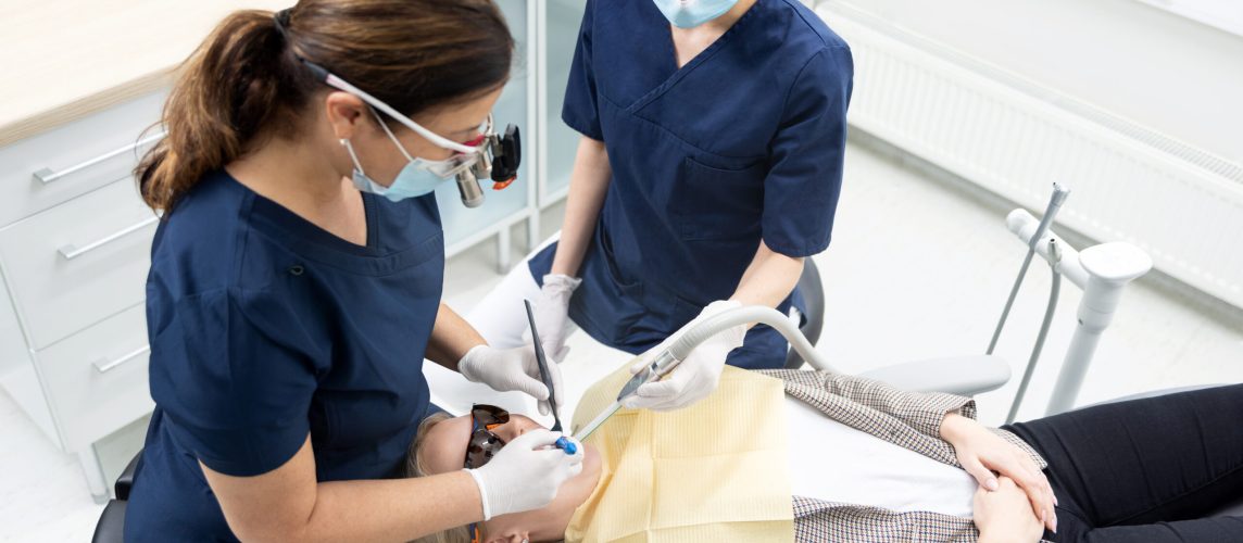 Hambaarsti assistent töökuulutus